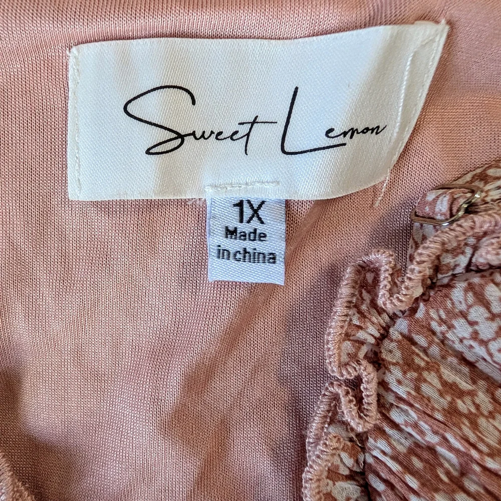 BOGO Sweet Lemon Chiffon Sleeveless Dress- 1X - Picture 4 of 4